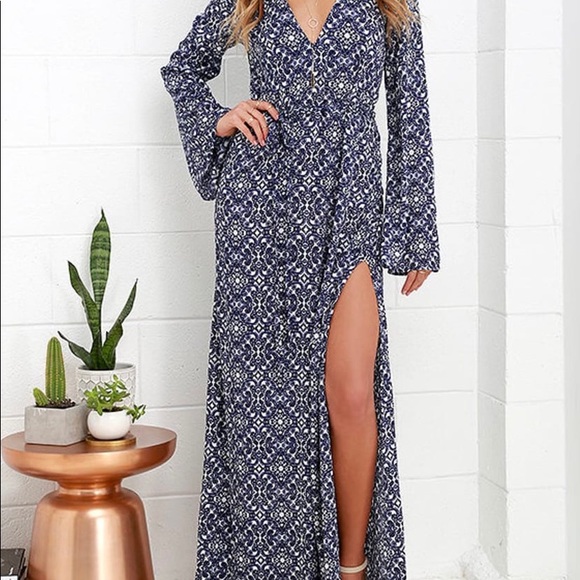 Lulu’s Maxi Dress - Picture 2 of 2